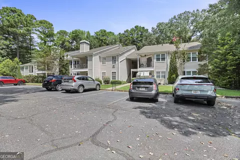 818 Ridgefield Dr, Peachtree City, GA 30269