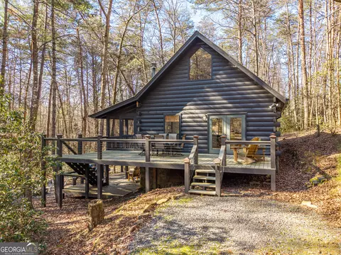 40 Lakeside Dr, Blue Ridge, GA 30513