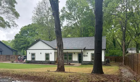 110 Henson Dr, Monroe, GA 30655