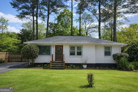 3277 Beech Dr, Decatur, GA 30032