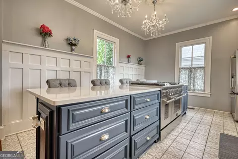 Kitchen - 172 N Second St, Madison, GA 30650 photo 9 of 12