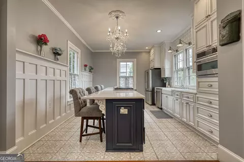 Kitchen - 172 N Second St, Madison, GA 30650 photo 1 of 12