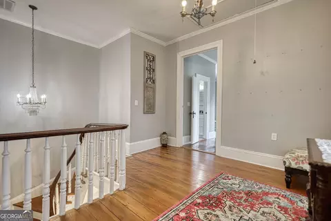 Entry Way - 172 N Second St, Madison, GA 30650 photo 3 of 4