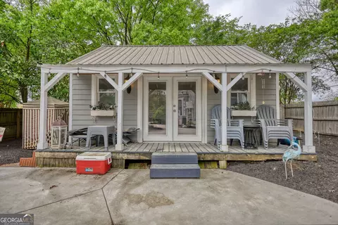 Exterior - 172 N Second St, Madison, GA 30650 photo 11 of 11