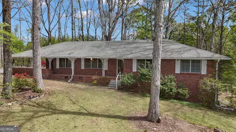 5650 Mallory Rd, College Park, GA 30349