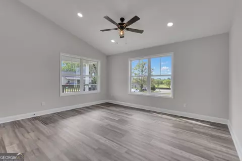 Living - 1004 Callaway Ave, Lagrange, GA 30240 photo 5 of 6