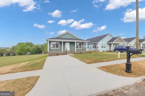 Exterior - 1004 Callaway Ave, Lagrange, GA 30240 photo 2 of 7