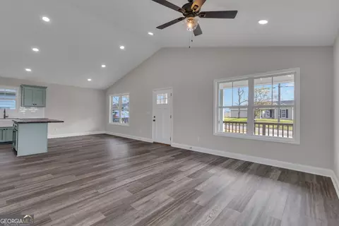 Living - 1004 Callaway Ave, Lagrange, GA 30240 photo 6 of 6