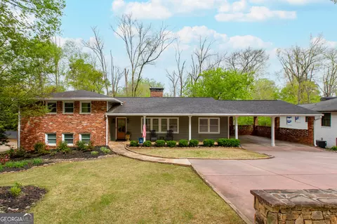 870 Starlight Dr, Sandy Springs, GA 30342