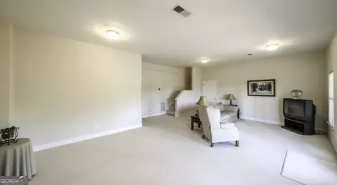 Living - 906 Ridgeview Dr, Jasper, GA 30143 photo 3 of 5