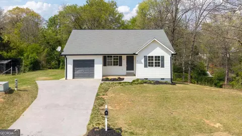 110 Walraven Way SE, Calhoun, GA 30701