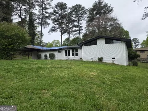 3483 N Creekview Dr, Lawrenceville, GA 30044