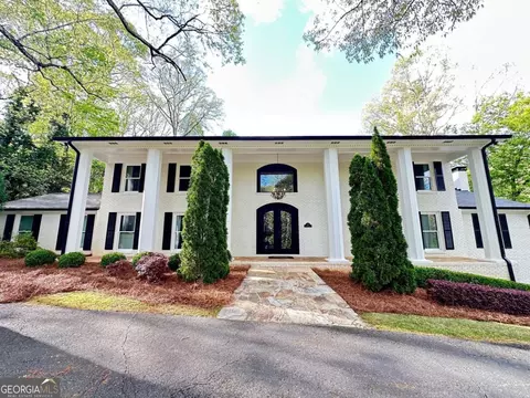 260 Tamer Ln, Atlanta, GA 30327