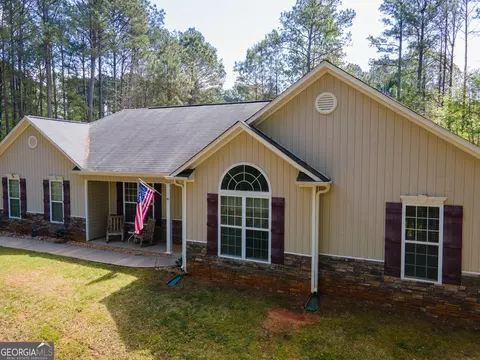 Exterior - 101 Philmont Ct, Lagrange, GA 30240 photo 7 of 9