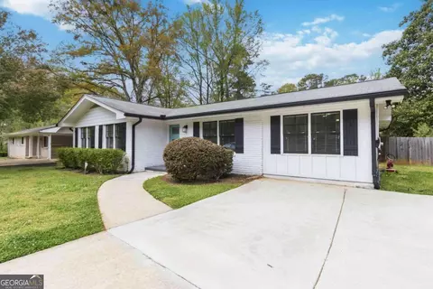 3196 Convair Ln, Decatur, GA 30032