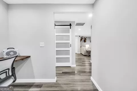 Entry Way - 2186 Williamson Zebulon Rd, Williamson, GA 30292 photo 6 of 6