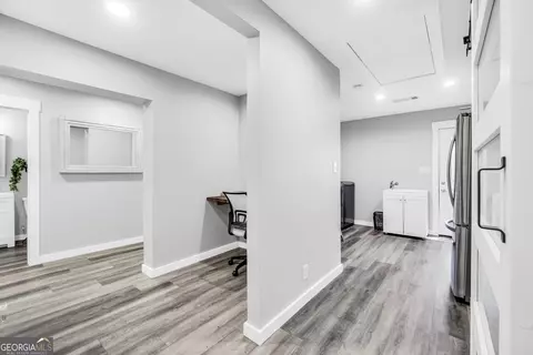 Entry Way - 2186 Williamson Zebulon Rd, Williamson, GA 30292 photo 4 of 6