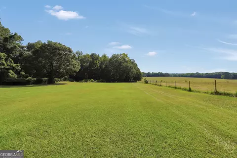 Exterior - 2186 Williamson Zebulon Rd, Williamson, GA 30292 photo 9 of 17