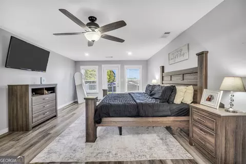 Bedroom - 2186 Williamson Zebulon Rd, Williamson, GA 30292 photo 3 of 5