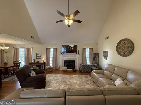Living - 3030 Summit Ln, Monroe, GA 30655 photo 1 of 3