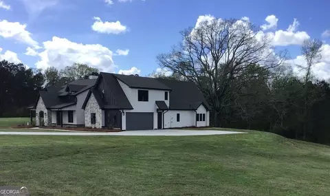 Exterior - 728 Lake Circle Rd, Buchanan, GA 30113 photo 2 of 4