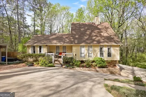 6950 Springwood Dr, Douglasville, GA 30135