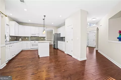 3010 Lakeside Ct, Johns Creek, GA 30005