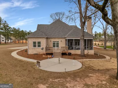 Exterior - 117 Pine Bough Trl, Perry, GA 31069 photo 6 of 22