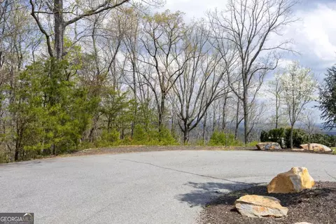 12 Signal Mountain Cir, Cartersville, GA 30121
