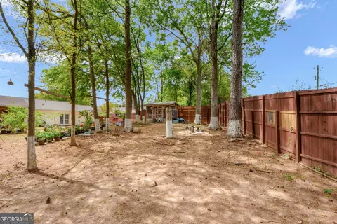 Exterior - 385 Buckingham Ter, Athens, GA 30607 photo 6 of 10