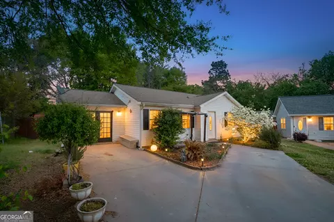 385 Buckingham Ter, Athens, GA 30607