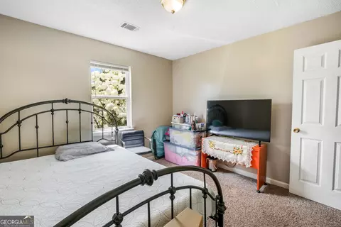 Bedroom - 385 Buckingham Ter, Athens, GA 30607 photo 3 of 5