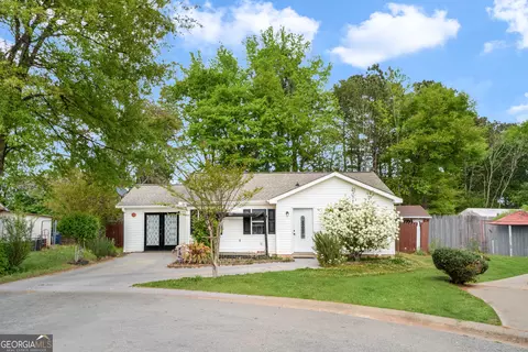 Exterior - 385 Buckingham Ter, Athens, GA 30607 photo 2 of 10