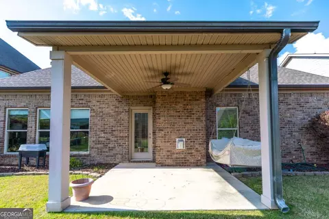 Exterior - 2693 Madison Mae Ln, Grayson, GA 30017 photo 3 of 9