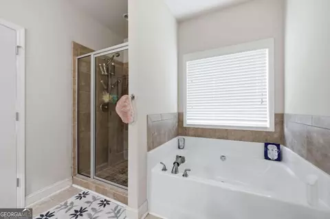 Bath - 2693 Madison Mae Ln, Grayson, GA 30017 photo 1 of 2
