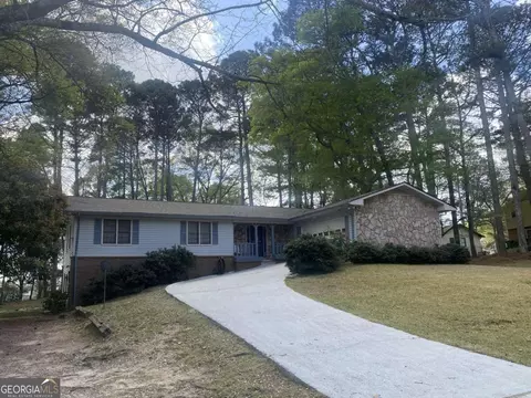 1846 Nicole Ln, Lithonia, GA 30058