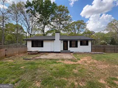Exterior - 85 Hidden Forest Rd, Covington, GA 30014 photo 5 of 6