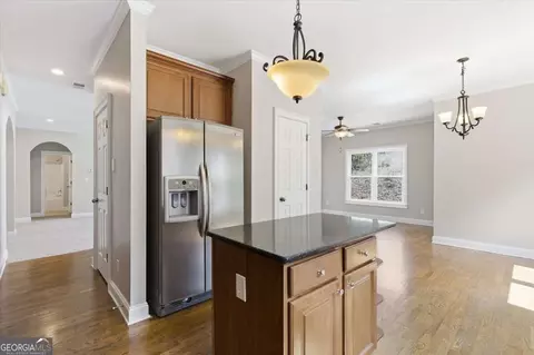 Kitchen - 2080 Pinehurst View Dr, Grayson, GA 30017 photo 3 of 4