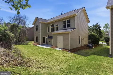 Exterior - 2080 Pinehurst View Dr, Grayson, GA 30017 photo 9 of 11
