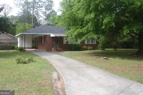 135 Briardale Ave, Warner Robins, GA 31093