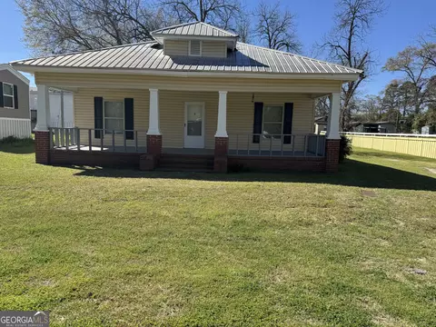 705 W 14th Ave, Cordele, GA 31015