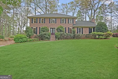 5706 Mount Berry Ln, Peachtree Corners, GA 30092