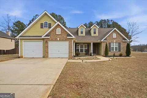 1201 Pendley Pt, Hampton, GA 30228