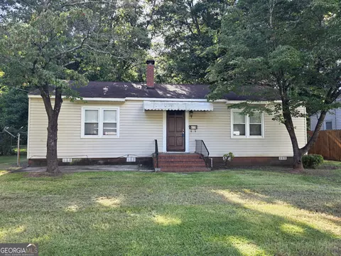 419 Chamlee Dr, Fort Valley, GA 31030