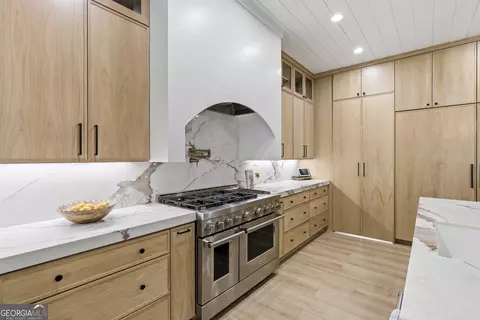 Kitchen - 3392 Shank Grv, Dacula, GA 30019 photo 7 of 8