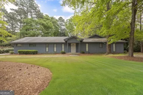 210 Wildwood Dr, Statesboro, GA 30458