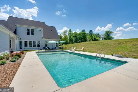 Exterior - 200 Waters Dr, Ringgold, GA 30736 photo 7 of 13