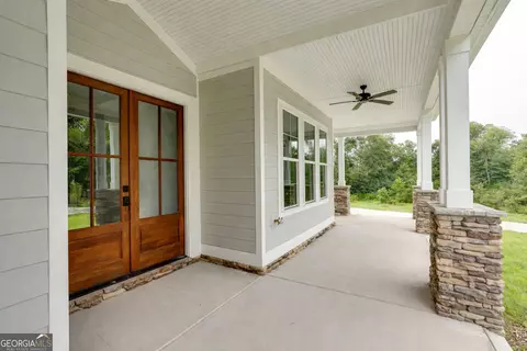 Exterior - 200 Waters Dr, Ringgold, GA 30736 photo 3 of 13