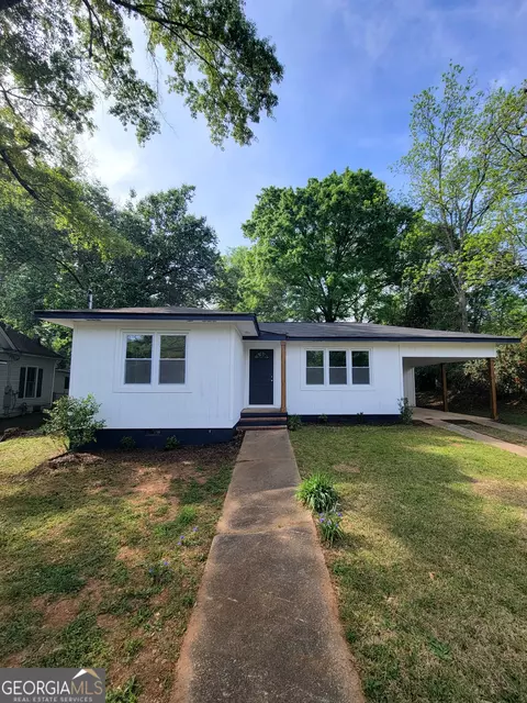 506 E 6th St, West Point, GA 31833