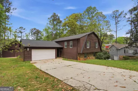 750 Four Winds Ln, Jonesboro, GA 30238